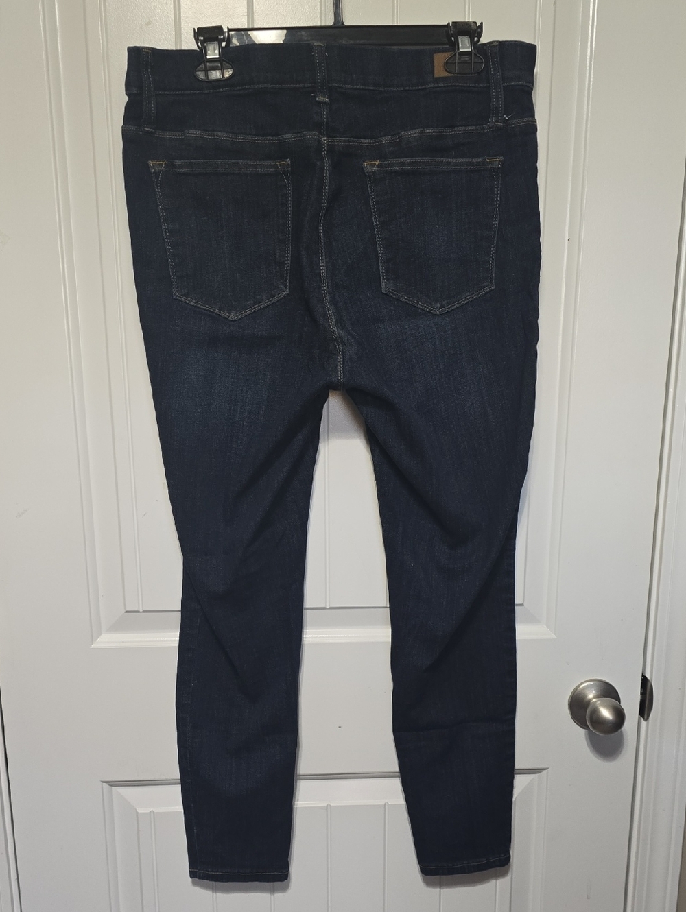 Judy Blue Dark Indigo Jeggings - Back Pocket Detail